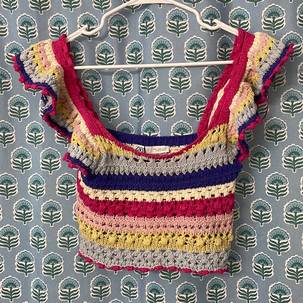 🌟HOST PICK 6/25!🌟 NWT rare HTF Zara multicolor ruffle knit crochet top! Size S - Picture 5 of 9